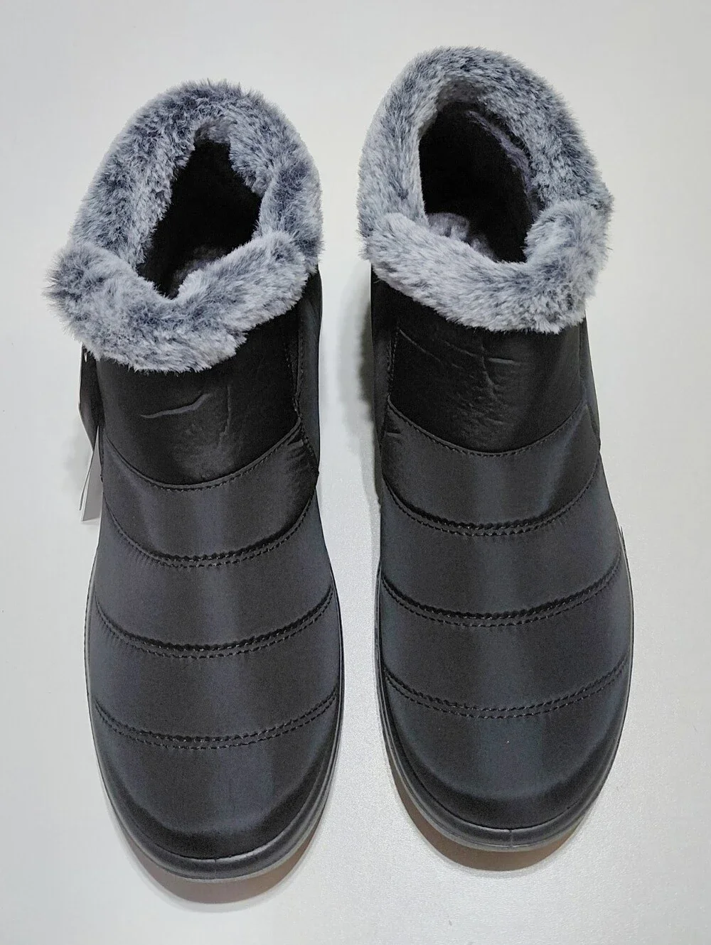 SHIBEVER Women's Black  Slip On  Fur Lined Warm Ankle Boot Size 42